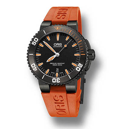 Oris Aquis Date Orange 潛水腕錶,49,000元。